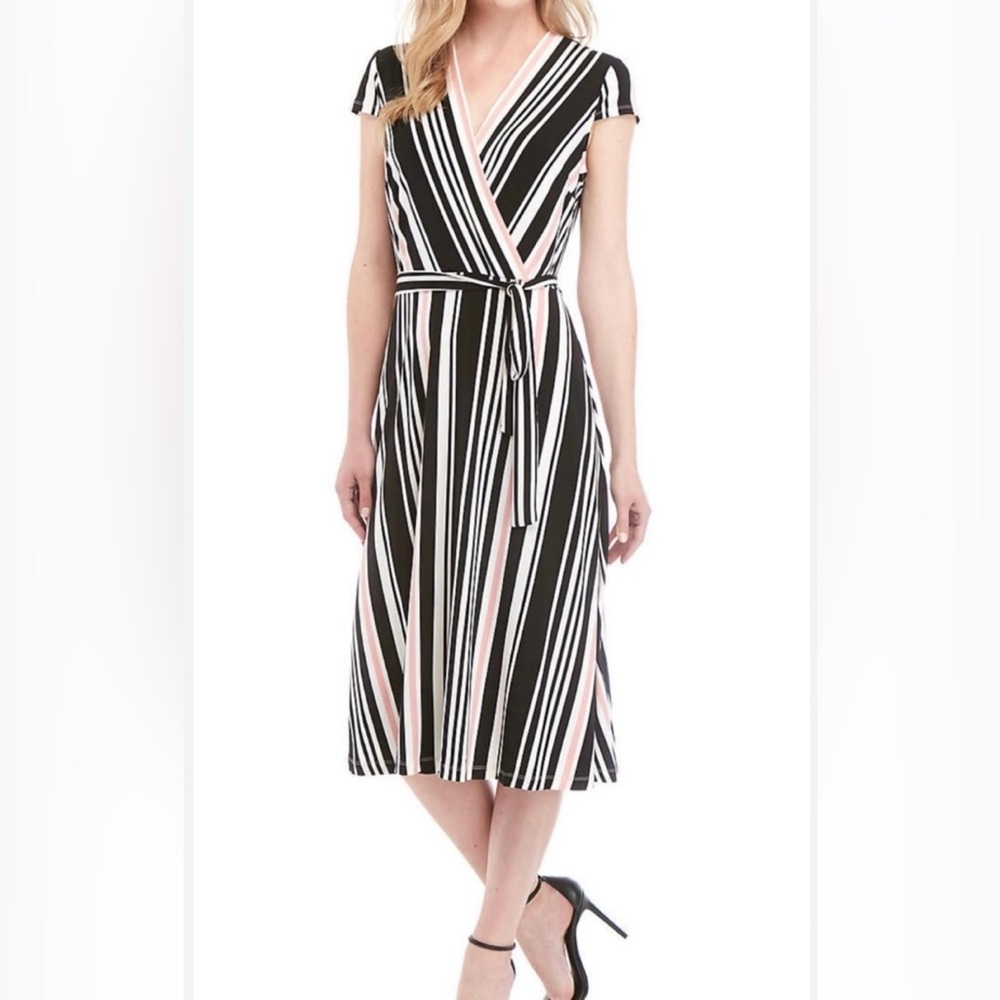 Roz & Ali dress